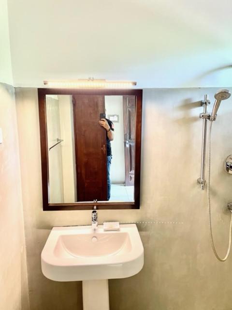 Serein Beach Hotel Tangalle Luaran gambar