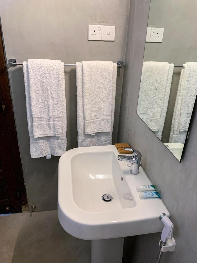 Serein Beach Hotel Tangalle Luaran gambar